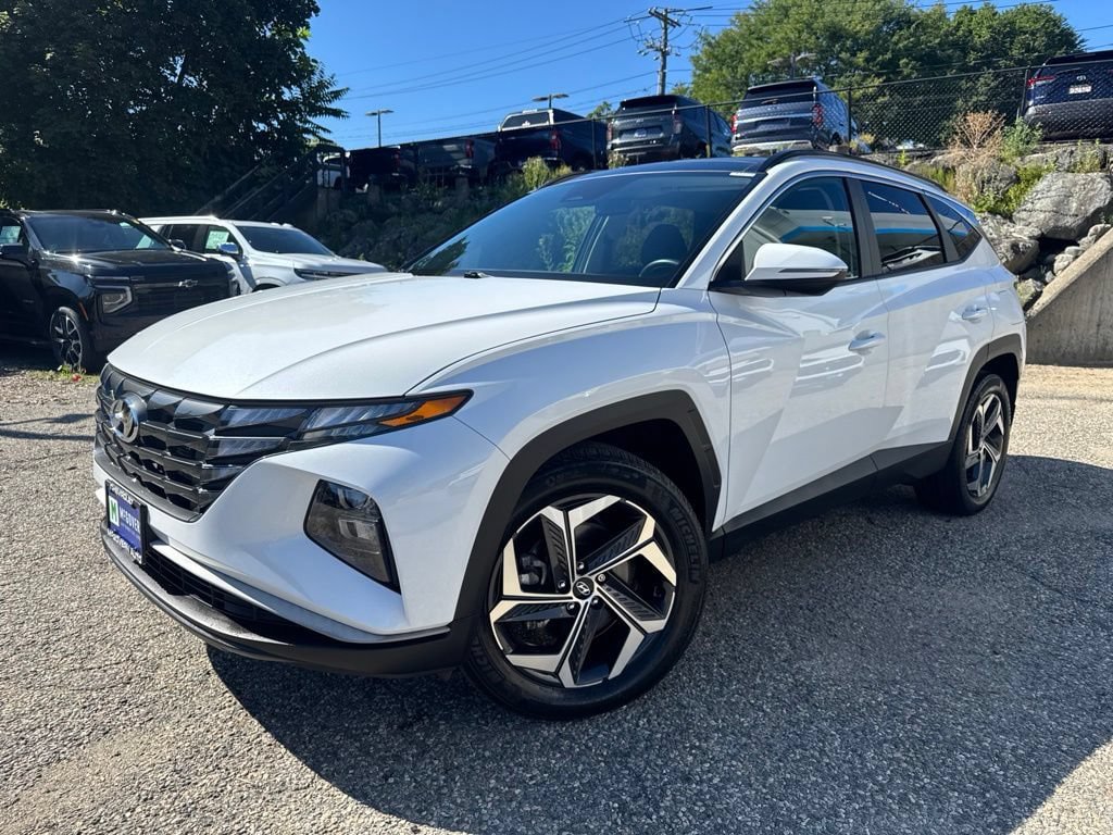 Used 2022 Hyundai Tucson SEL w/ Cargo Package AWD/4WD image 2