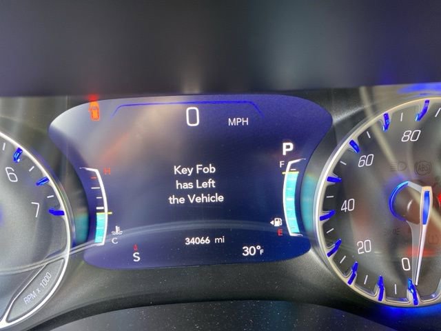 Used 2024 Chrysler Pacifica Touring-L FWD image 21