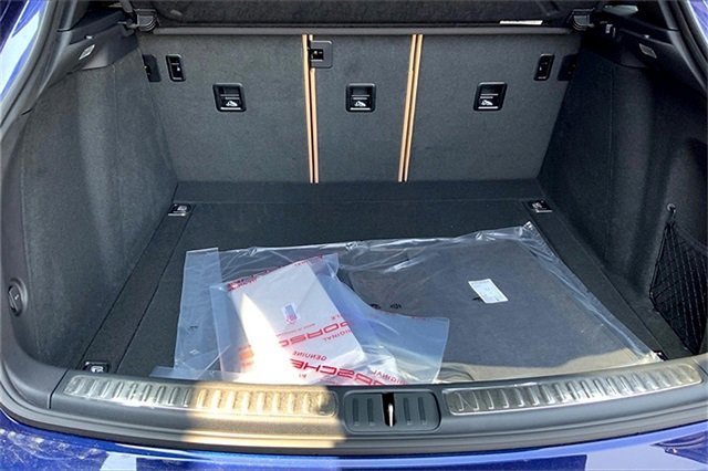 New 2025 Porsche Macan Turbo image 20