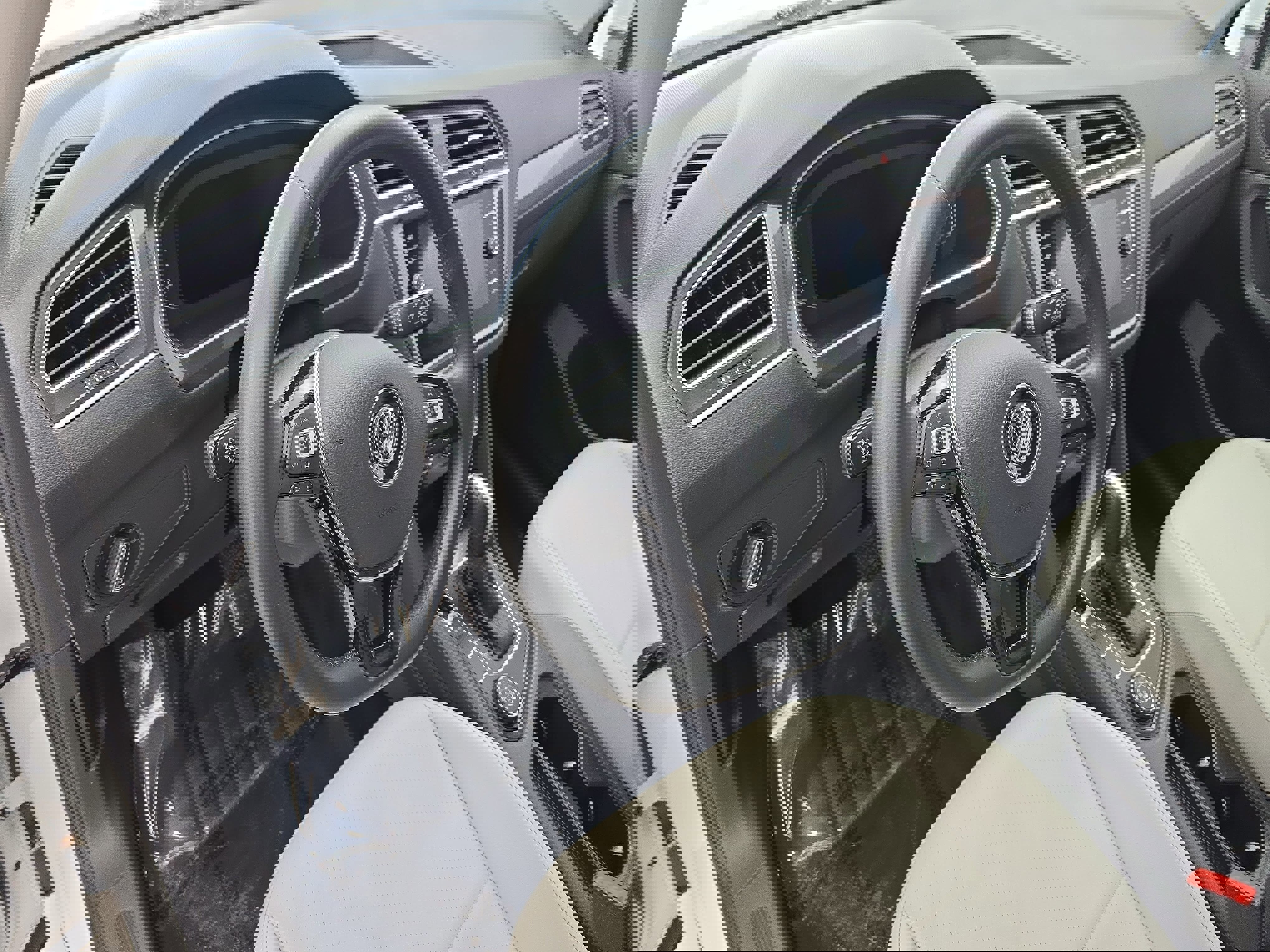 Certified 2020 Volkswagen Tiguan SEL w/ 3rd Row Seat Package image 16