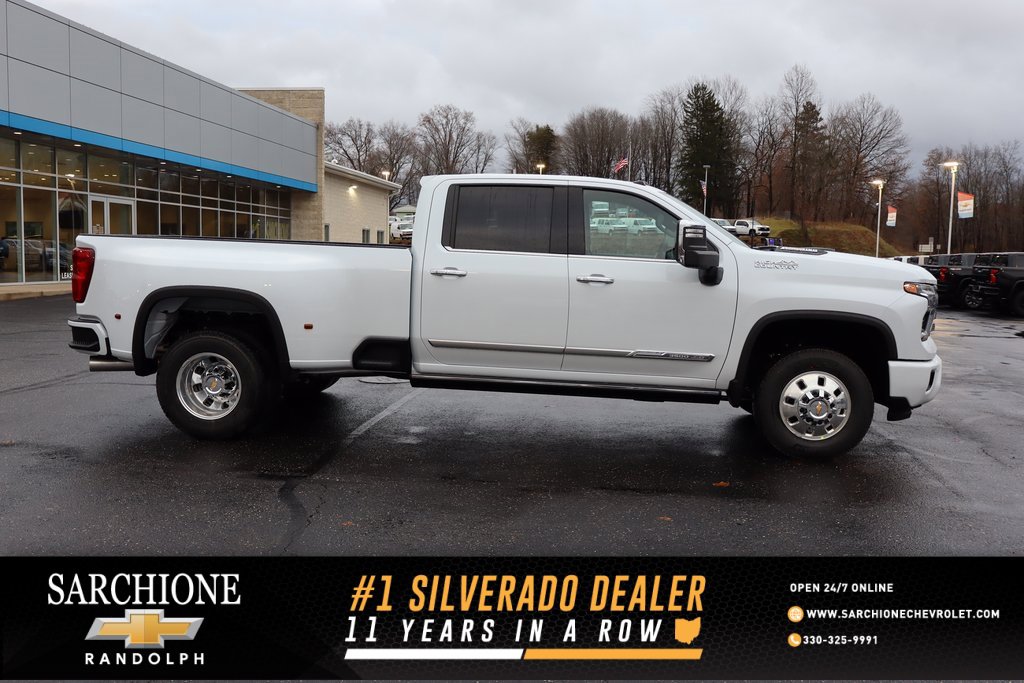 New 2026 Chevrolet Silverado 3500 High Country w/ Technology Package image 1