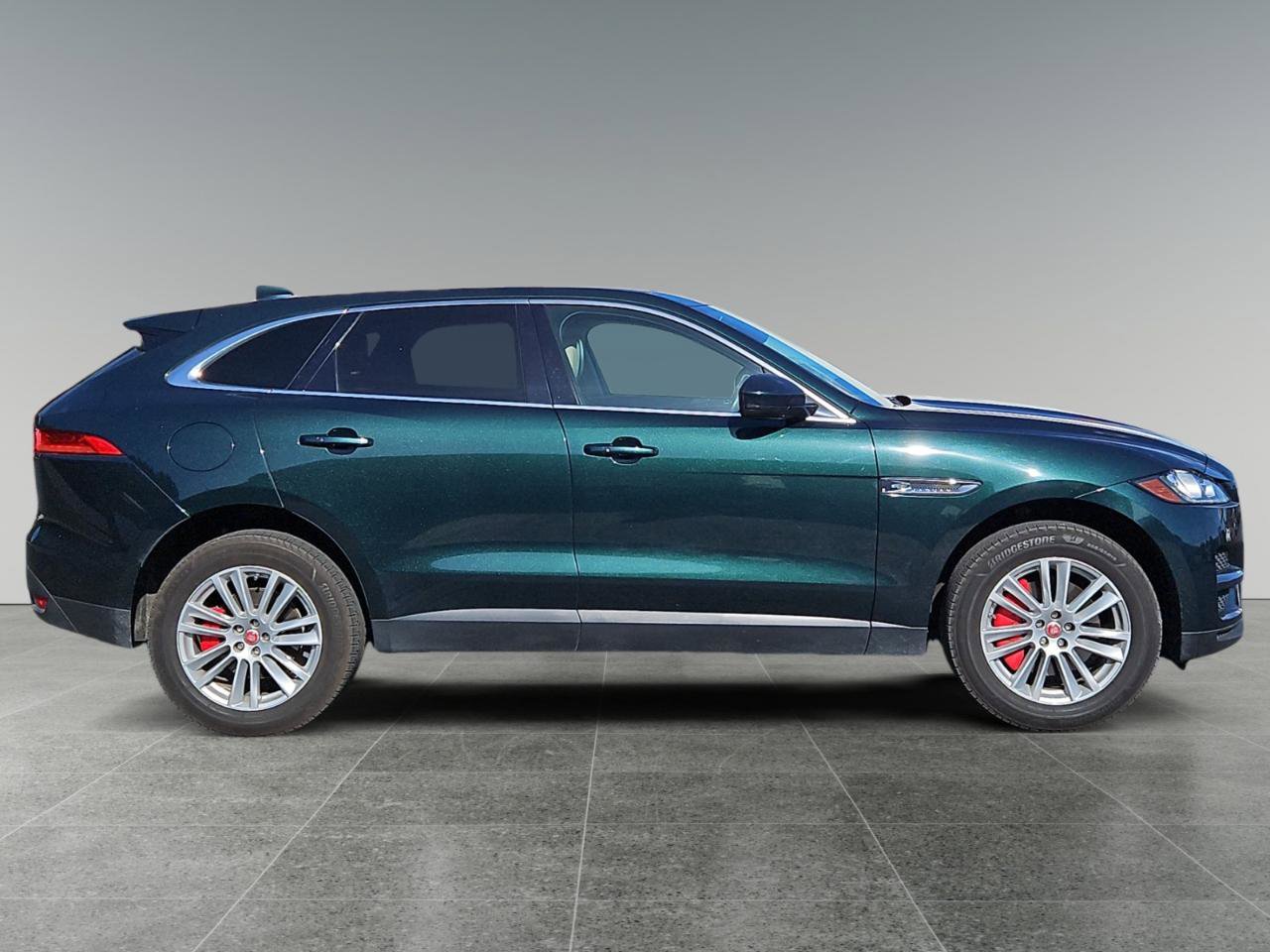 Used 2017 Jaguar F-PACE Prestige AWD/4WD image 8