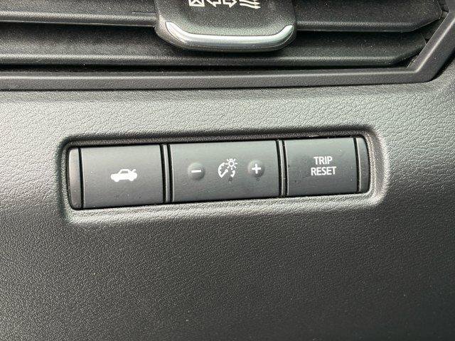 Used 2023 Nissan Altima 2.5 SR w/ SR Premium Package FWD image 19