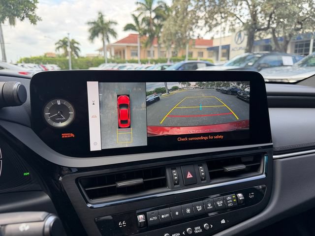 Used 2025 Lexus ES 350 Ultra Luxury w/ Accessory Package (Z2) FWD image 23