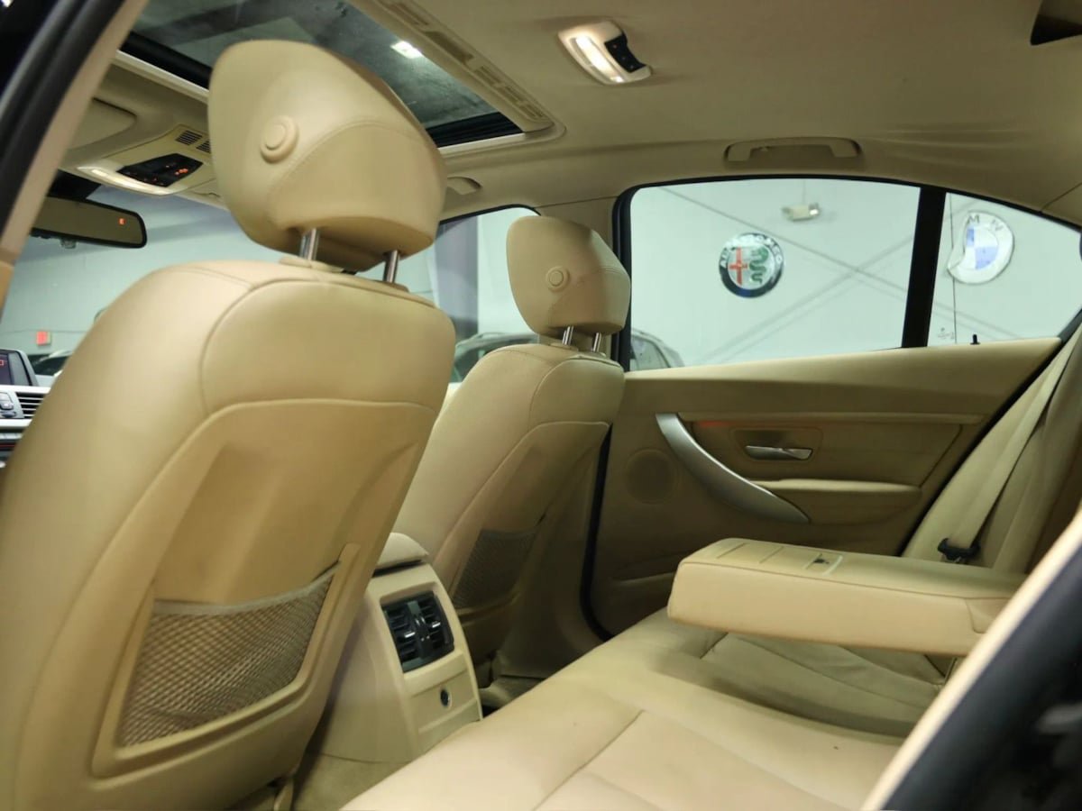 Used 2012 BMW 328i Sedan RWD image 26