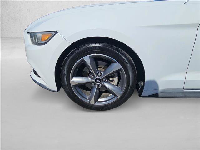 Used 2015 Ford Mustang Convertible w/ Equipment Group 051A RWD image 22