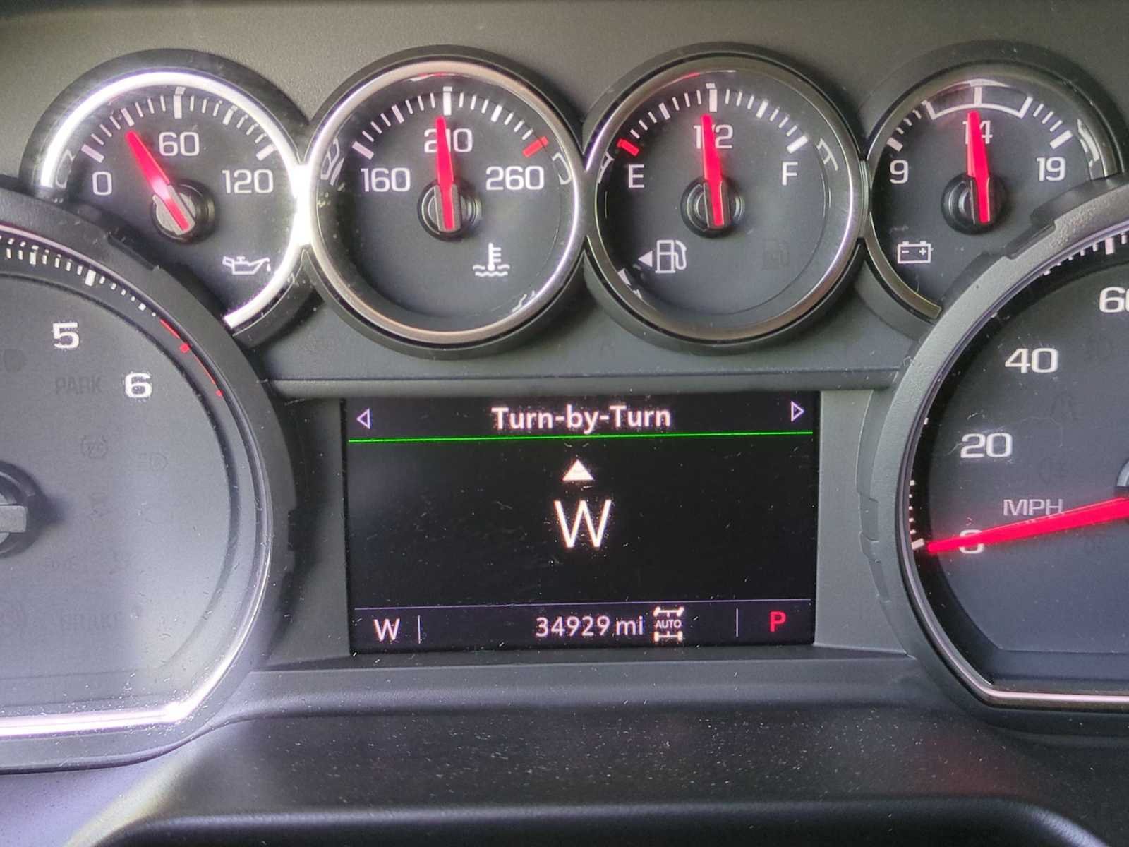 Used 2021 Chevrolet Suburban Z71 AWD/4WD image 17