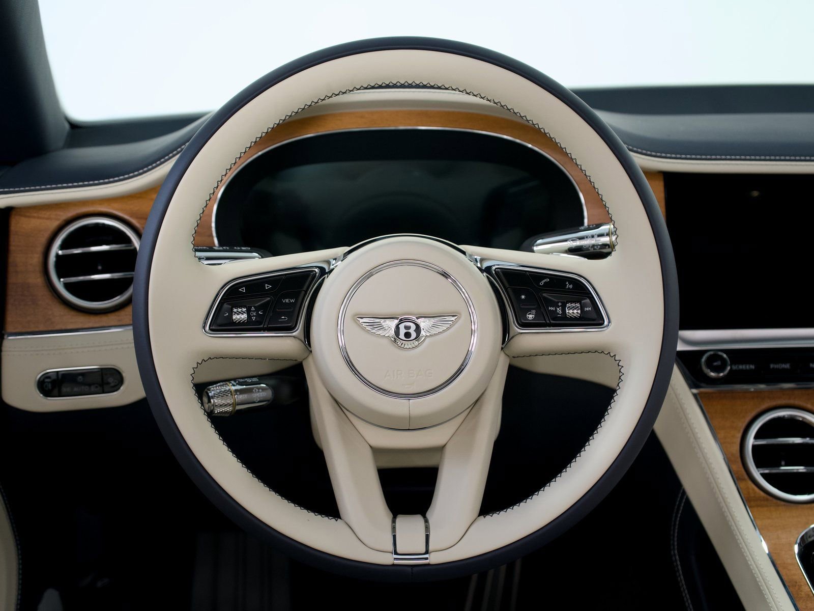 New 2026 Bentley Continental GTC image 32