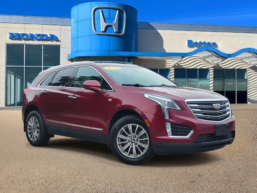Used 2017 Cadillac XT5 Luxury w/ Driver Awareness Package