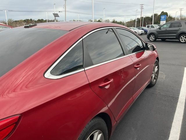 Used 2017 Hyundai Sonata SE FWD image 4