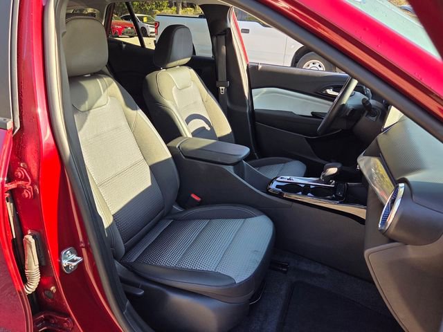 Certified 2025 Chevrolet Trax LT w/ LT Convenience Package image 23