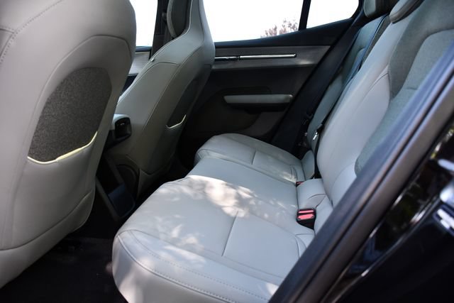 New 2026 Volvo EX30 Ultra w/ Protection Package AWD/4WD image 16