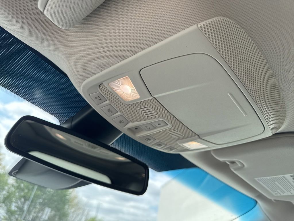Used 2018 Ford Edge Titanium w/ Equipment Group 302A image 27