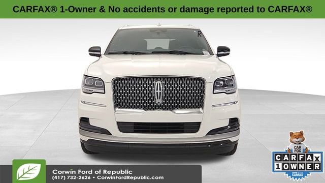 Used 2024 Lincoln Navigator L Premiere image 2