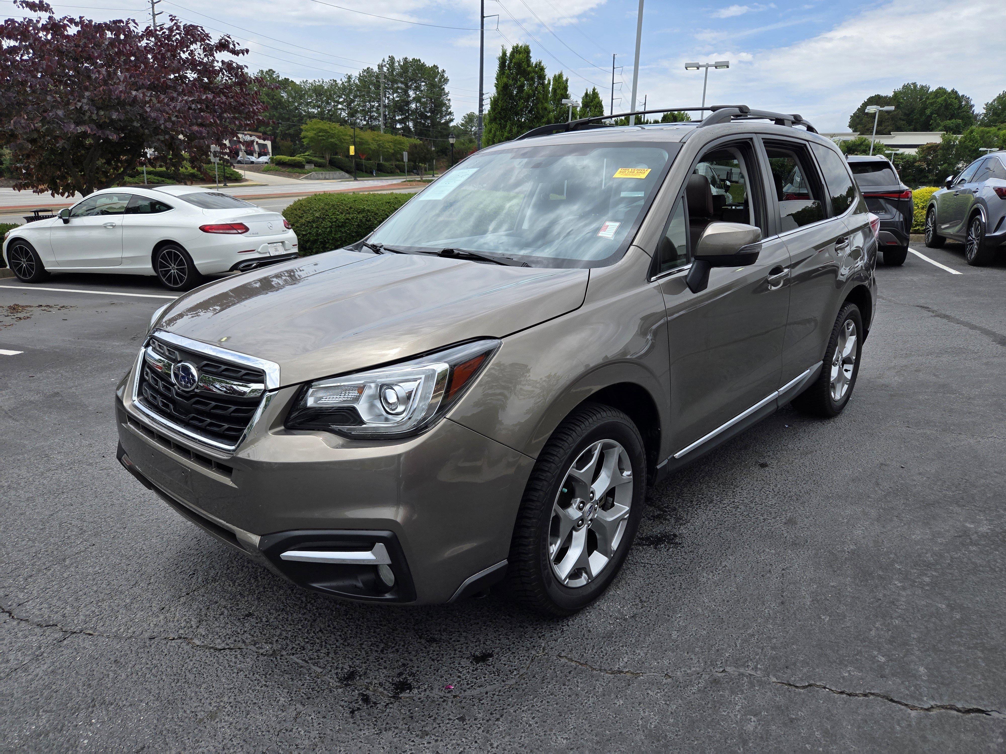 Used 2017 Subaru Forester 2.5i Touring AWD/4WD image 1