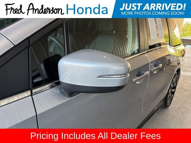 Used 2025 Honda Odyssey EX-L image 3