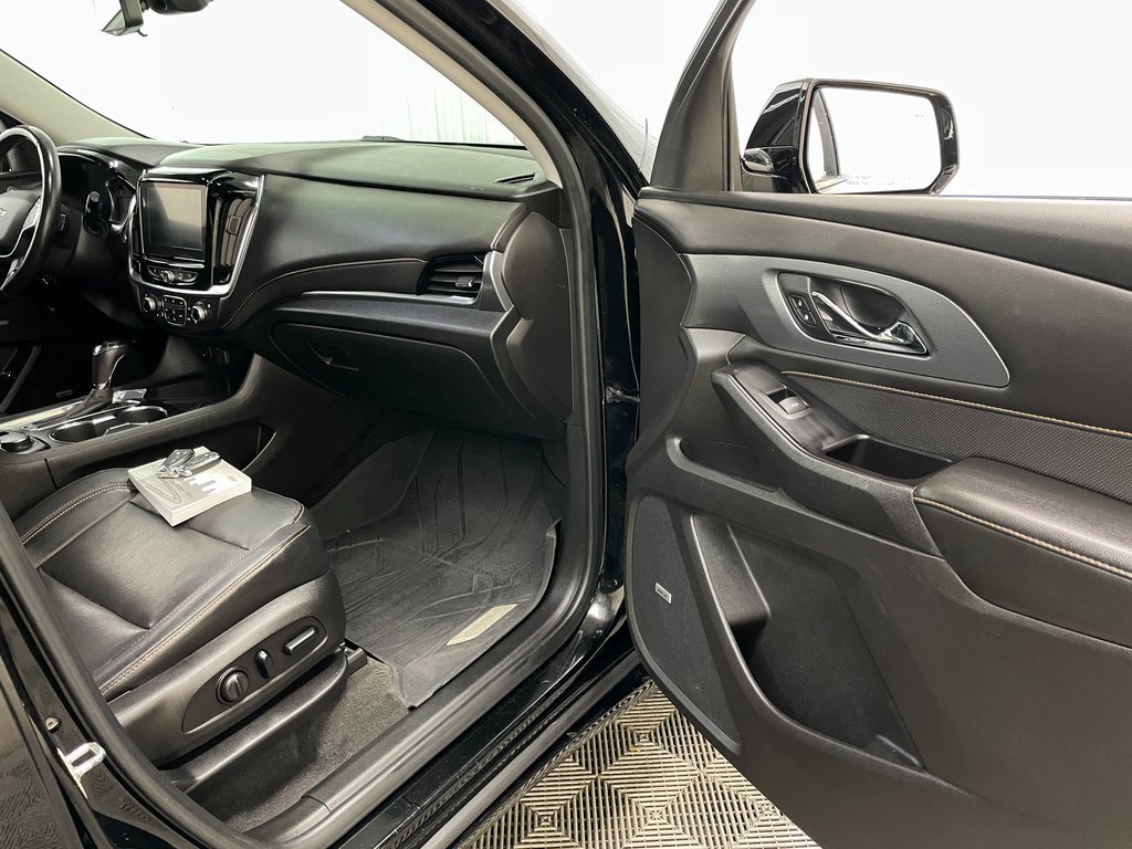 Used 2019 Chevrolet Traverse Premier w/ Redline Edition image 39