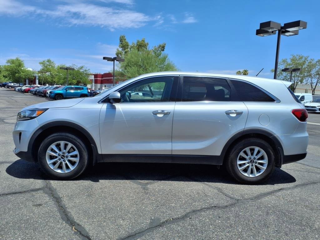 Used 2020 Kia Sorento LX image 21