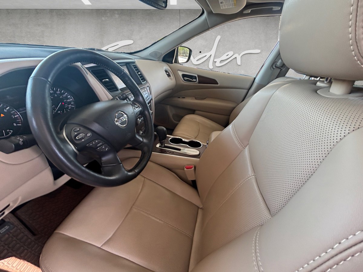 Used 2019 Nissan Pathfinder Platinum image 23