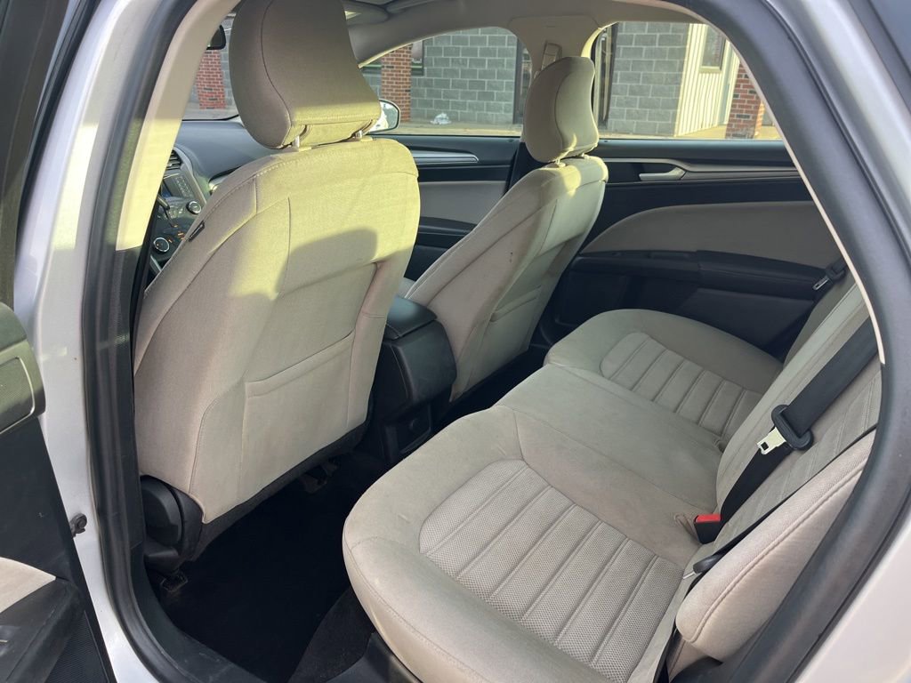 Used 2019 Ford Fusion S image 23