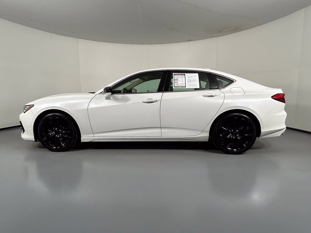 Used 2023 Acura TLX w/ Technology Package FWD image 4