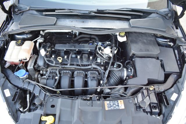 Used 2017 Ford Focus SE image 41