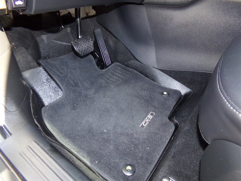 Used 2017 MAZDA CX-5 Touring w/ Preferred Equipment Package image 19