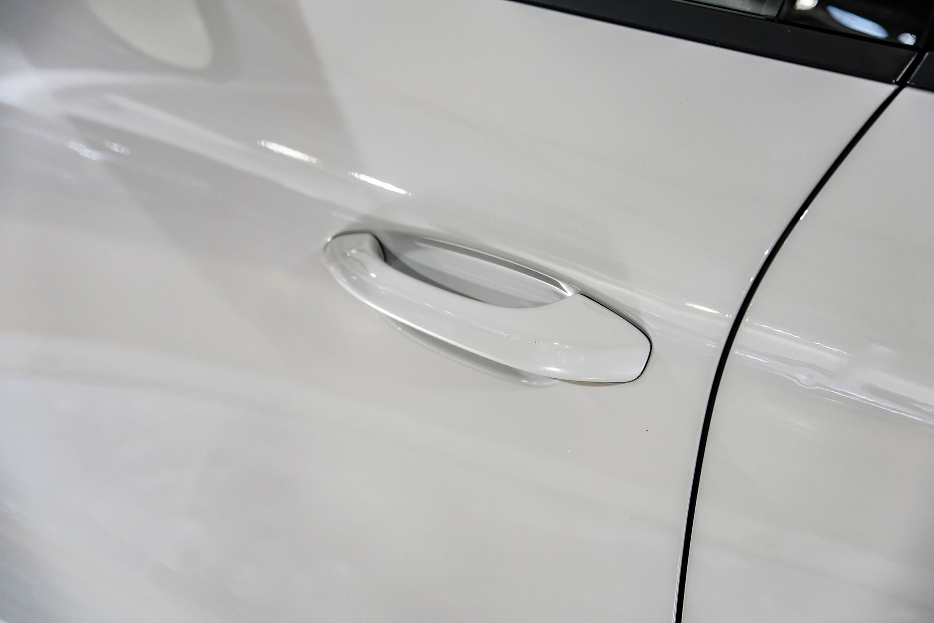 Used 2023 Porsche Macan AWD/4WD image 52