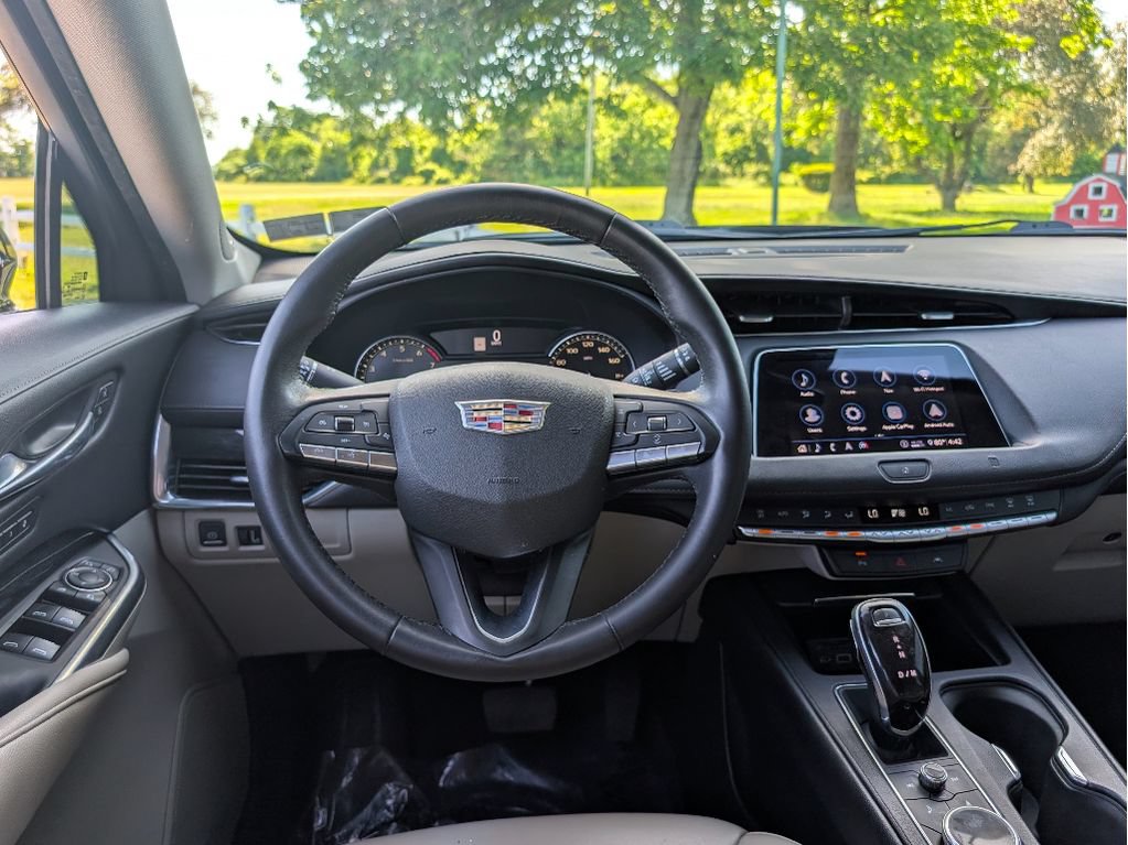 Used 2020 Cadillac XT4 Premium Luxury w/ Driver Awareness Package FWD image 31
