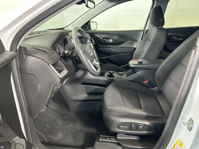 Used 2023 GMC Terrain SLE w/ Driver Convenience Package image 12