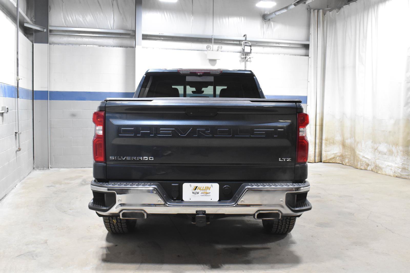 Used 2020 Chevrolet Silverado 1500 LTZ w/ LTZ Premium Package image 27