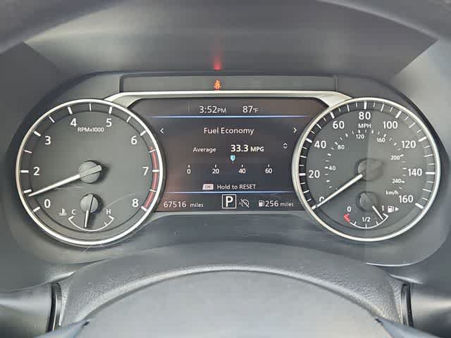 Used 2024 Nissan Sentra SV w/ Lighting Package FWD image 28