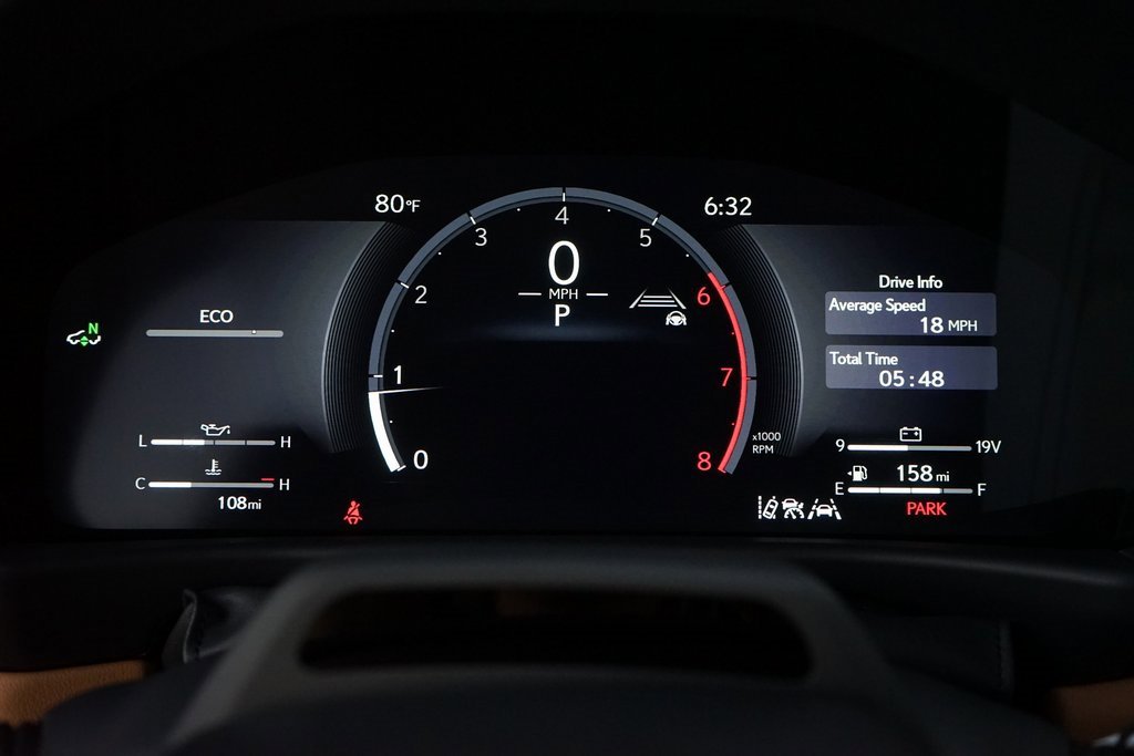 Used 2025 Lexus LX 600 4WD w/ Luxury Package image 13