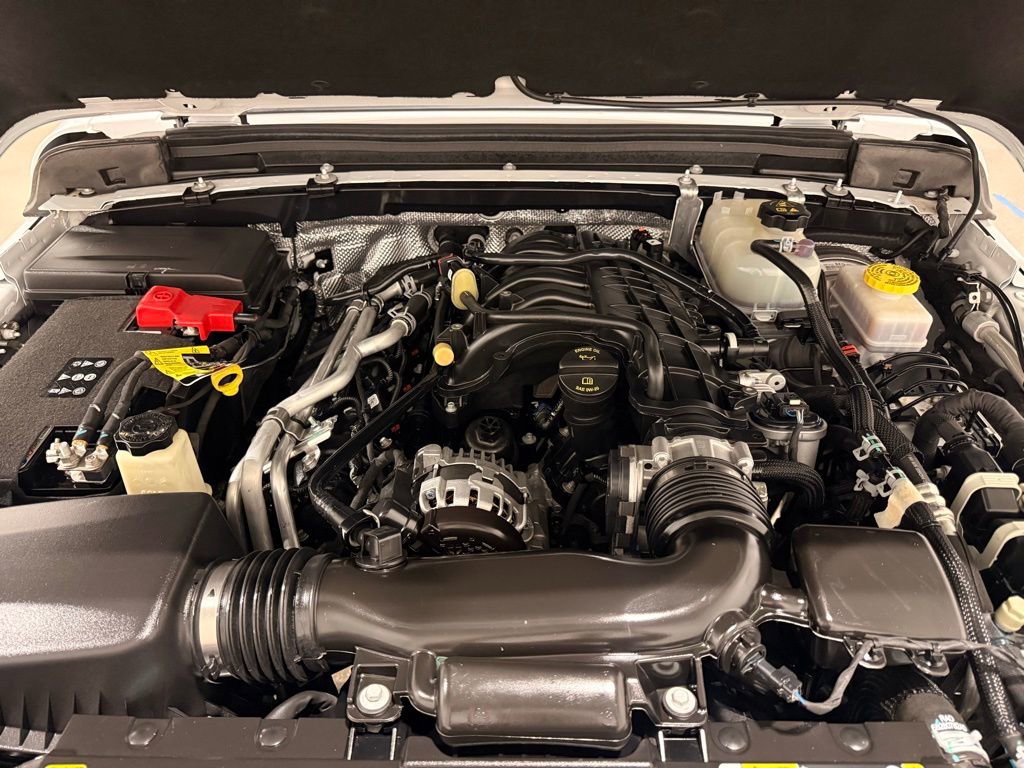 Used 2024 Jeep Wrangler Sport S image 11