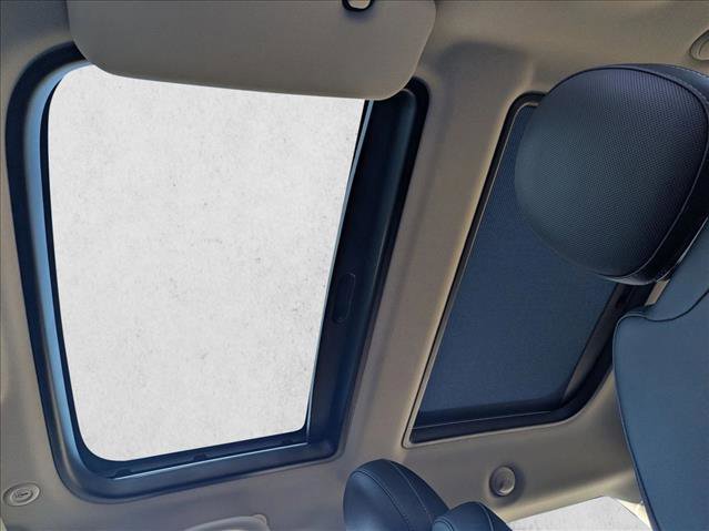 Used 2017 MINI Cooper S image 15