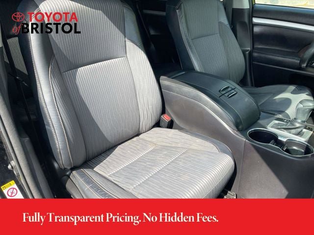 Used 2018 Toyota Highlander Plus AWD/4WD image 26