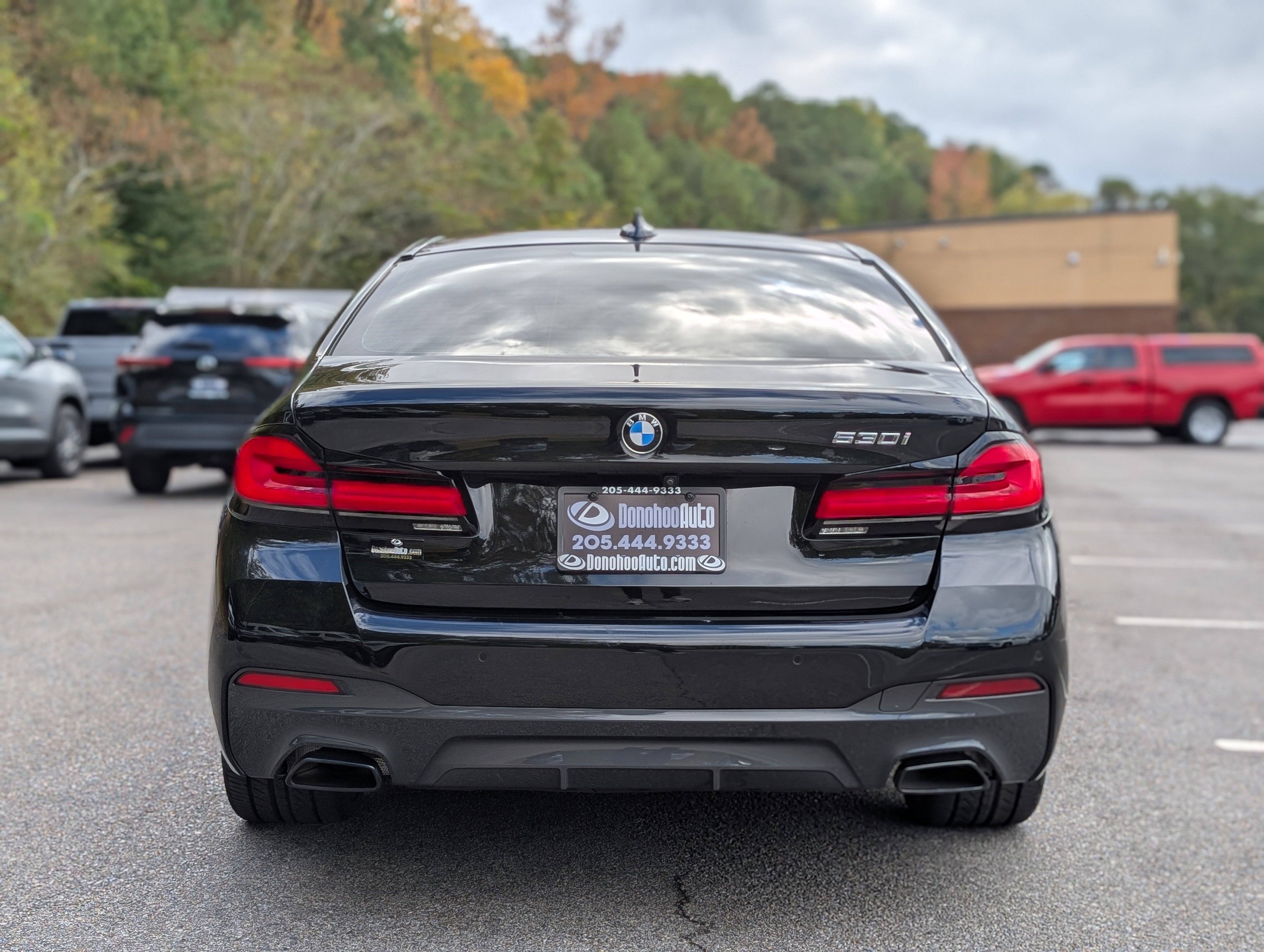 Used 2022 BMW 530i w/ M Sport Package image 9