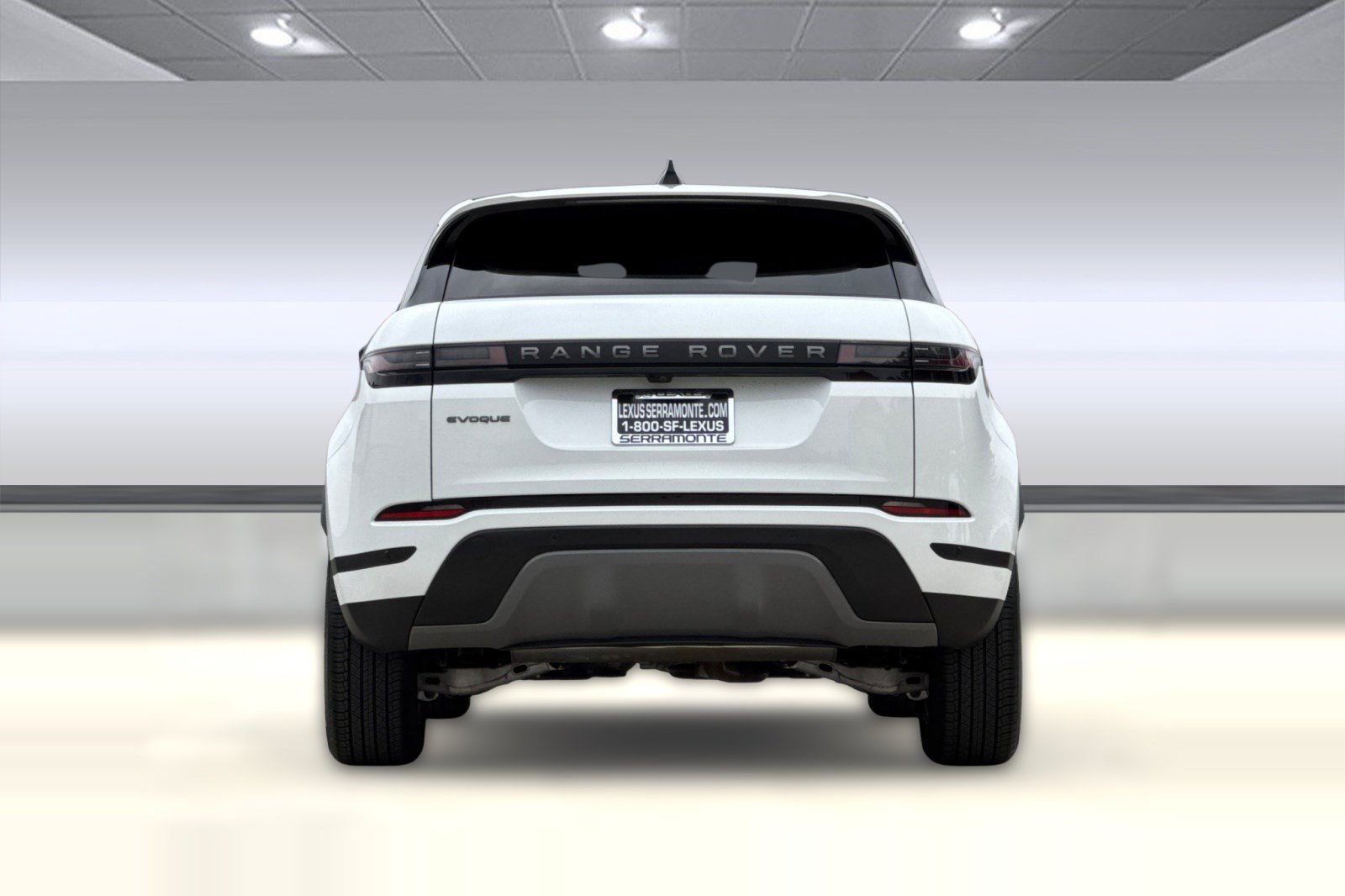 Used 2024 Land Rover Range Rover Evoque S AWD/4WD image 9