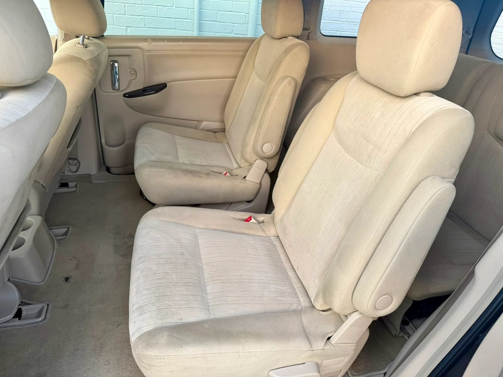 Used 2012 Nissan Quest SV FWD image 14