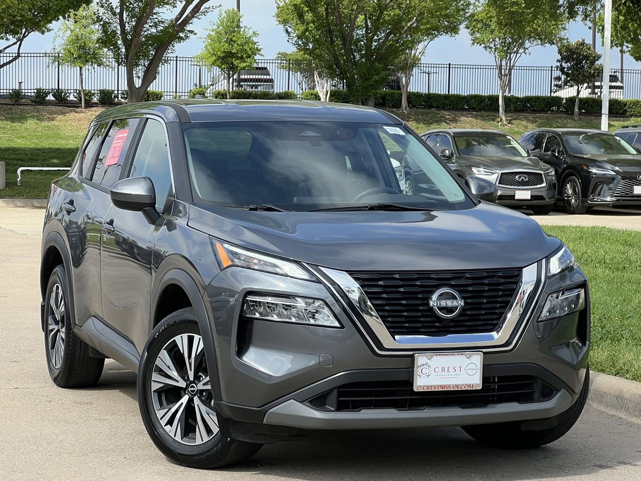 Certified 2023 Nissan Rogue SV FWD image 2