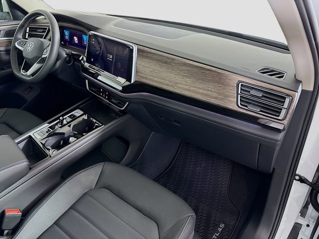 New 2026 Volkswagen Atlas SEL image 32