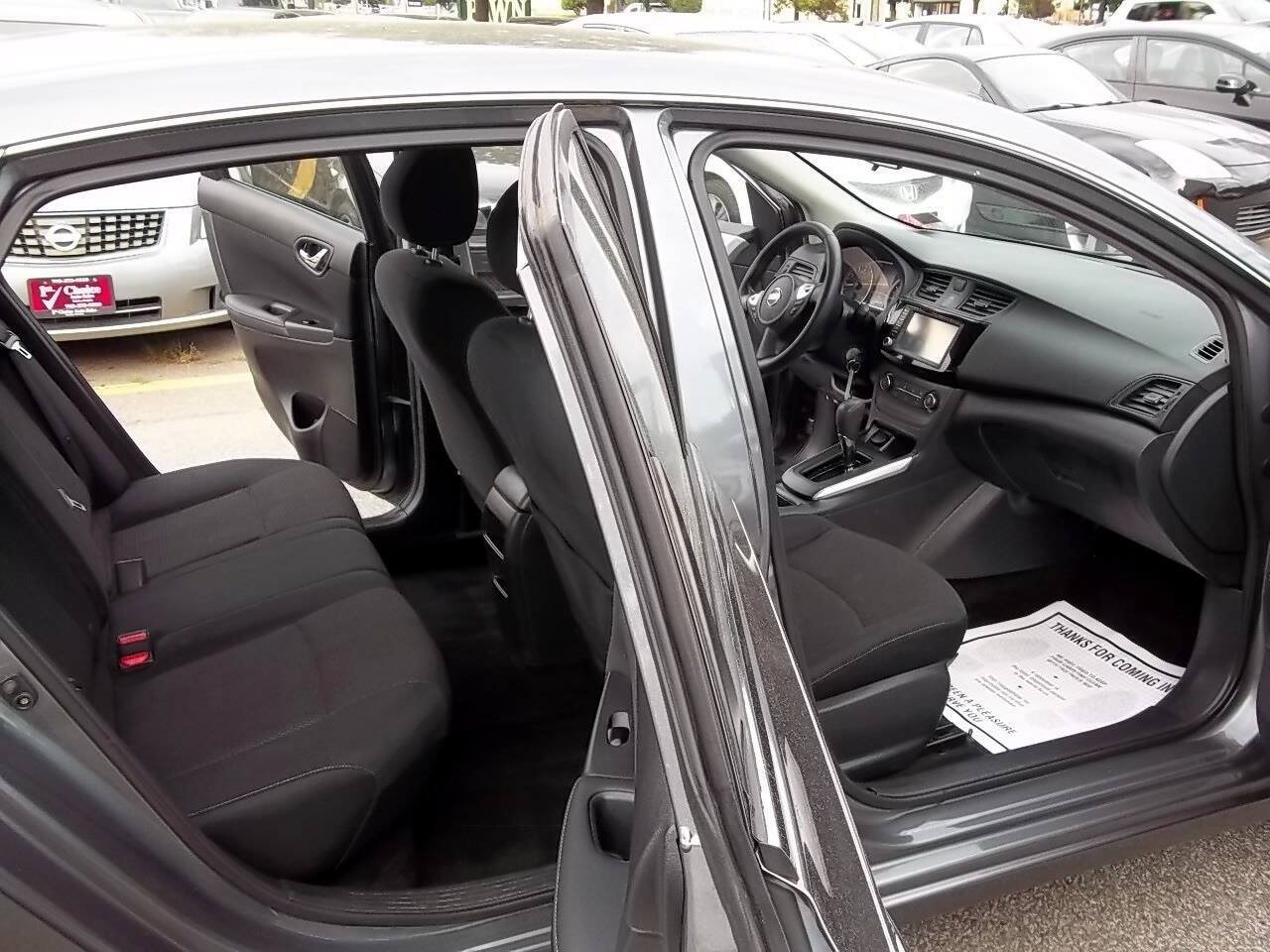 Used 2019 Nissan Sentra S FWD image 9