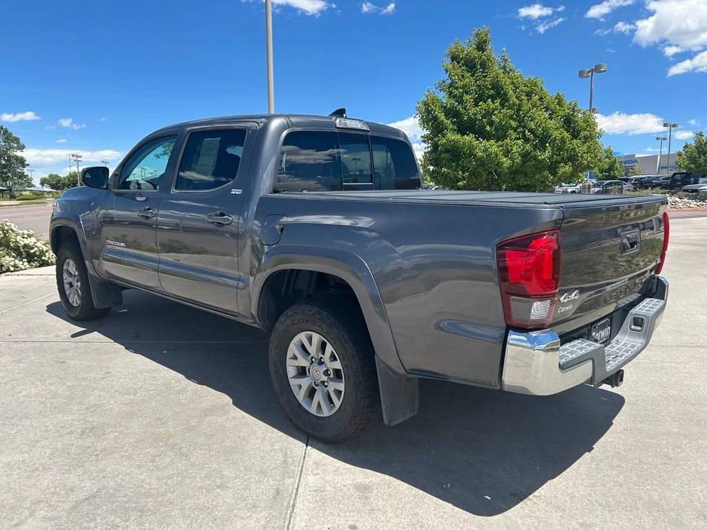 Used 2019 Toyota Tacoma SR5 AWD/4WD image 5
