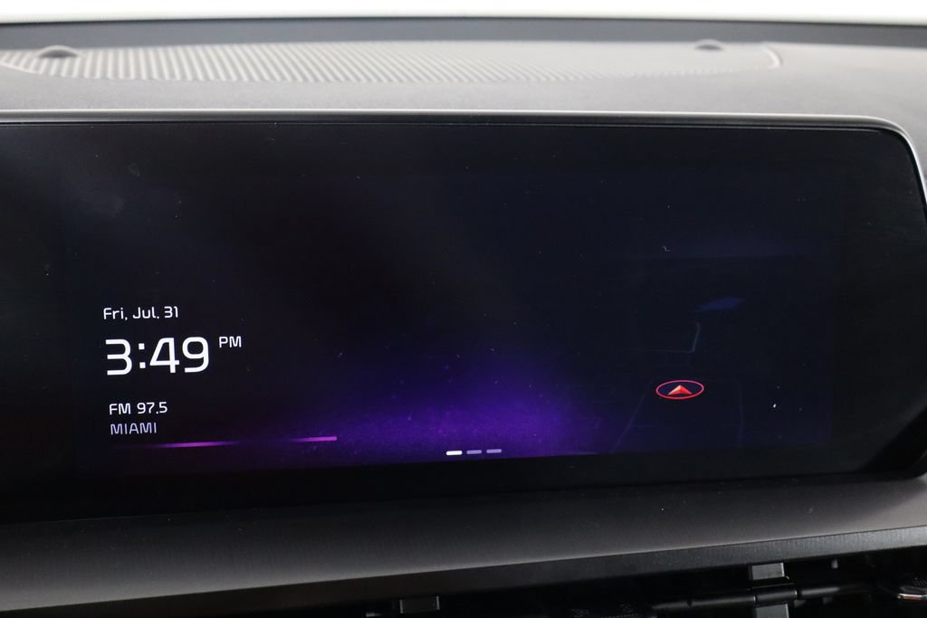 Used 2024 Kia Telluride LX FWD image 30