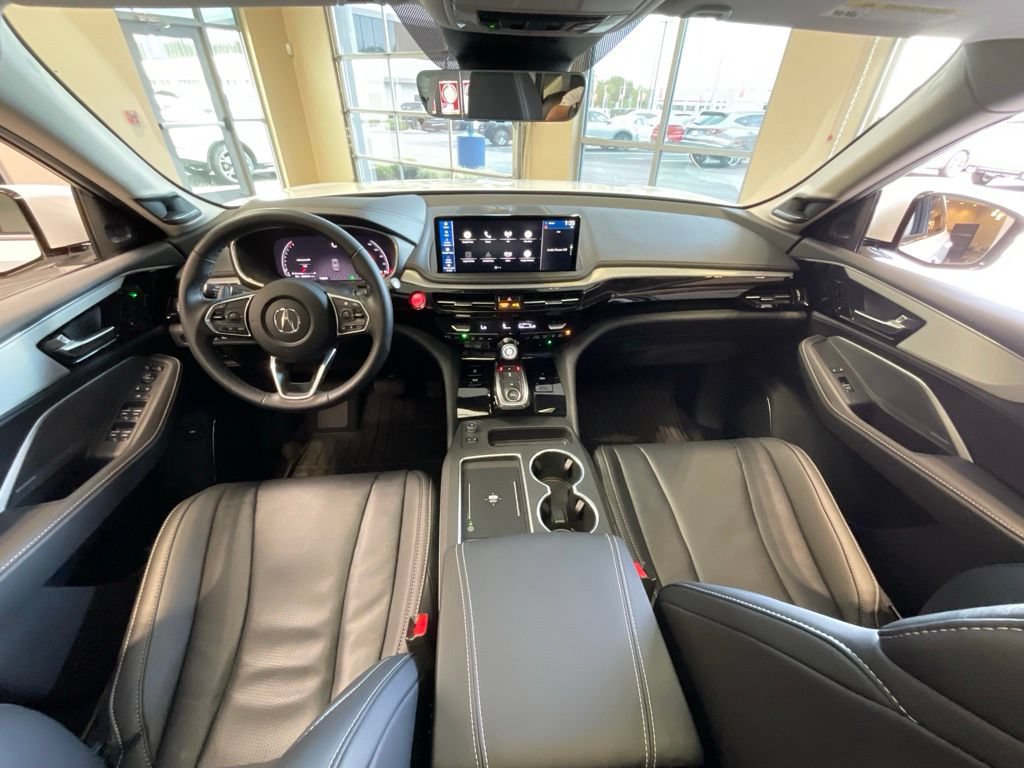 Certified 2026 Acura MDX w/ Technology Package AWD/4WD image 9