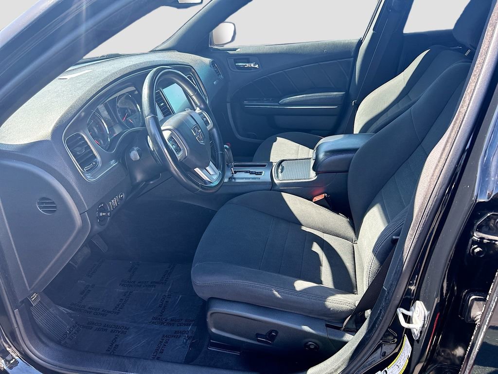 Used 2014 Dodge Charger R/T w/ Blacktop Package RWD image 21