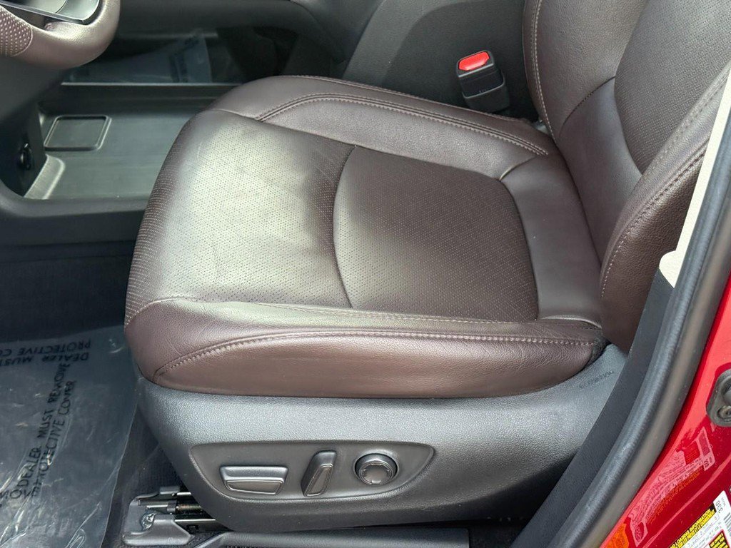 Certified 2023 Toyota Sienna Platinum AWD/4WD image 21