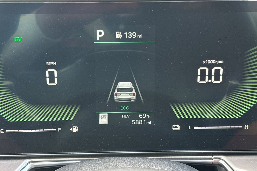 Used 2025 Kia Sorento EX image 29