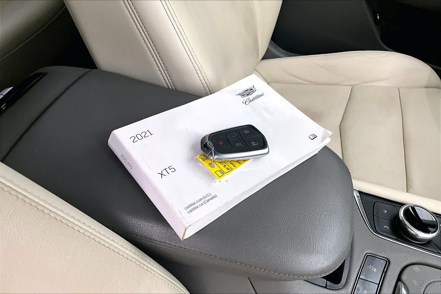Used 2021 Cadillac XT5 Premium Luxury FWD image 15