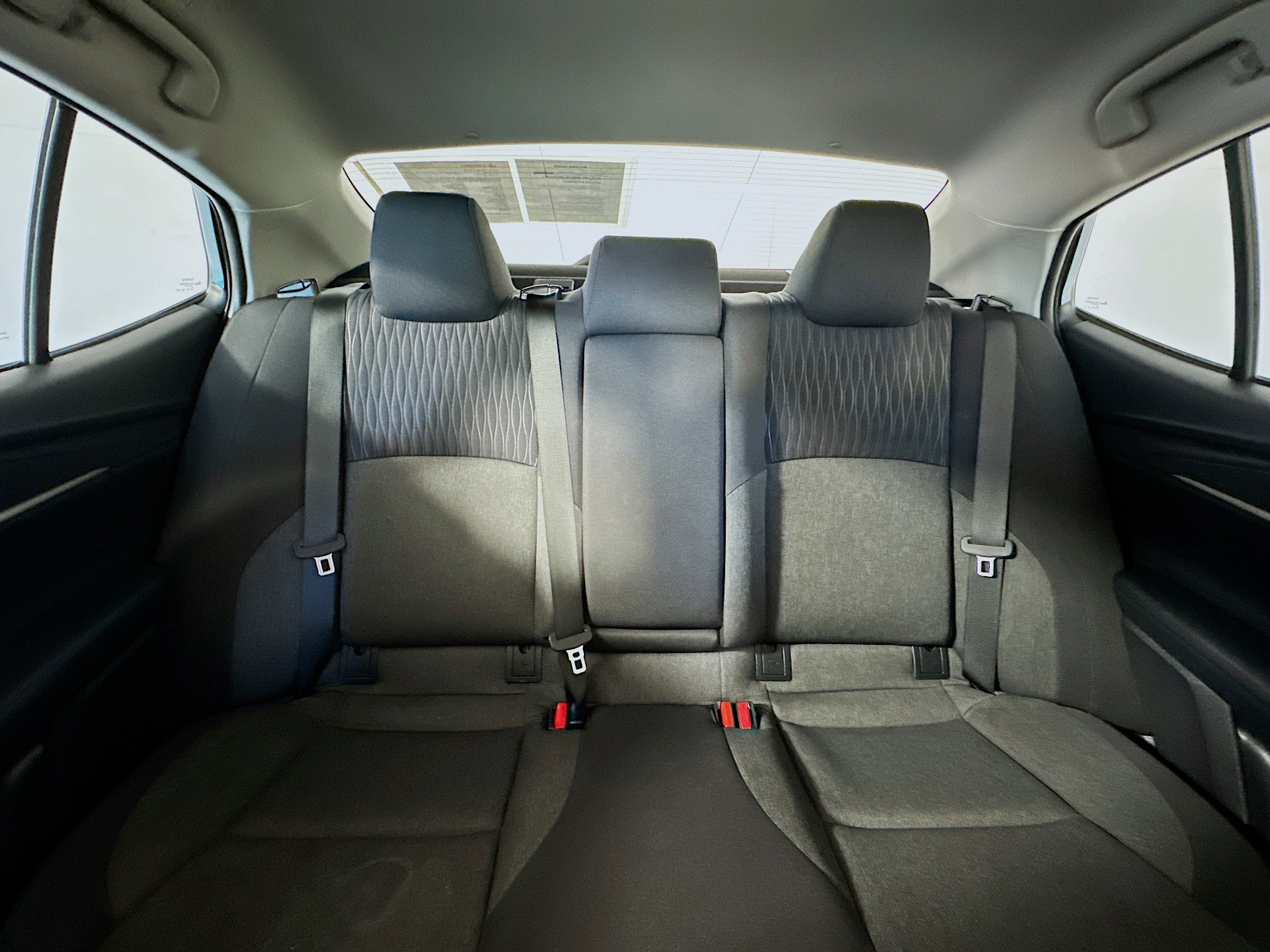 Used 2025 Toyota Camry LE image 30